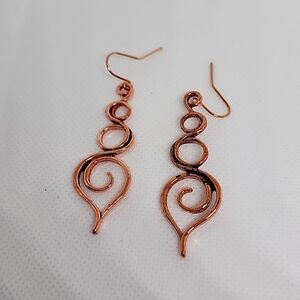 Vintage inspired Geometric Copper earrings 👂 🙉